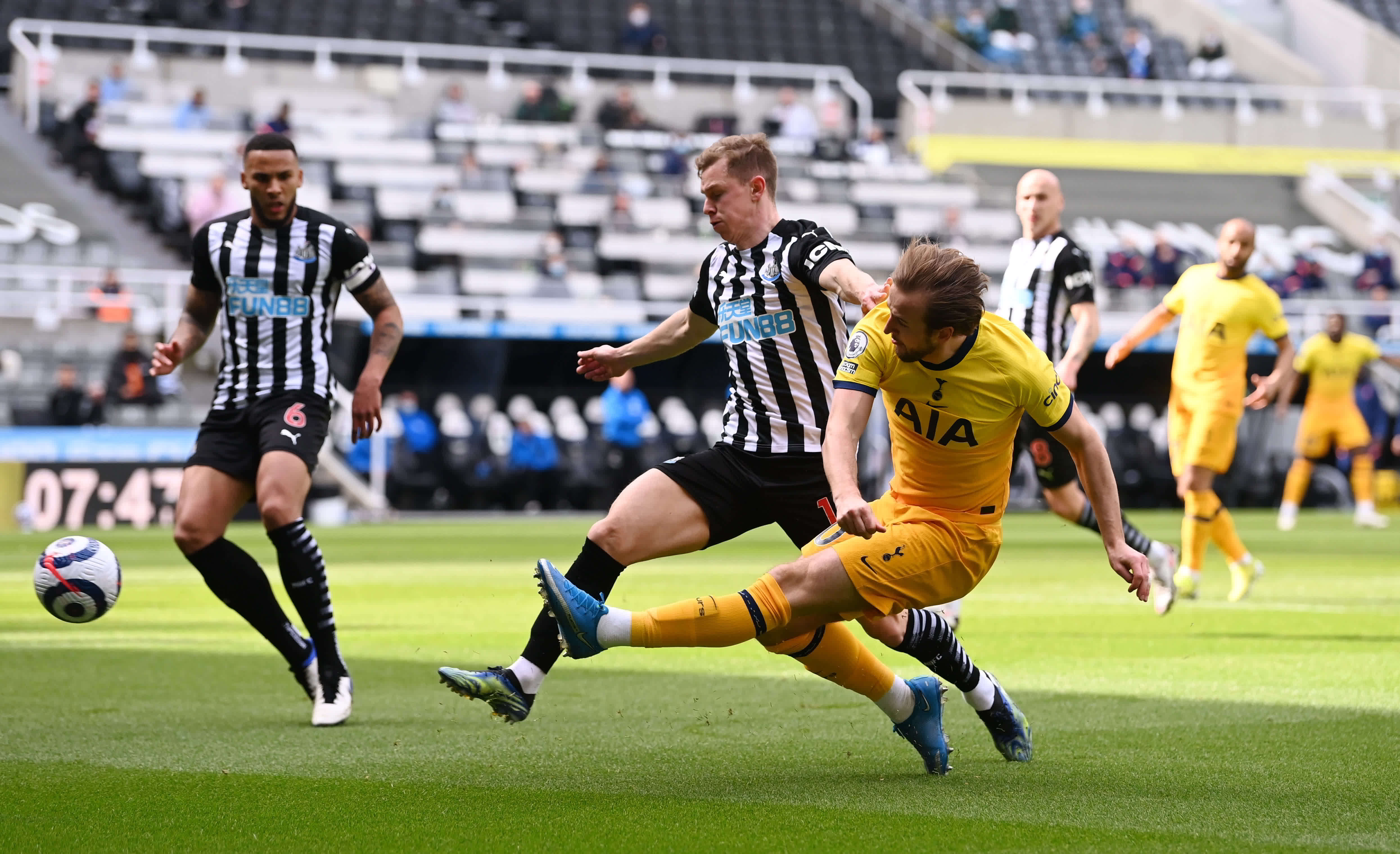 公开场合强 公开场合强